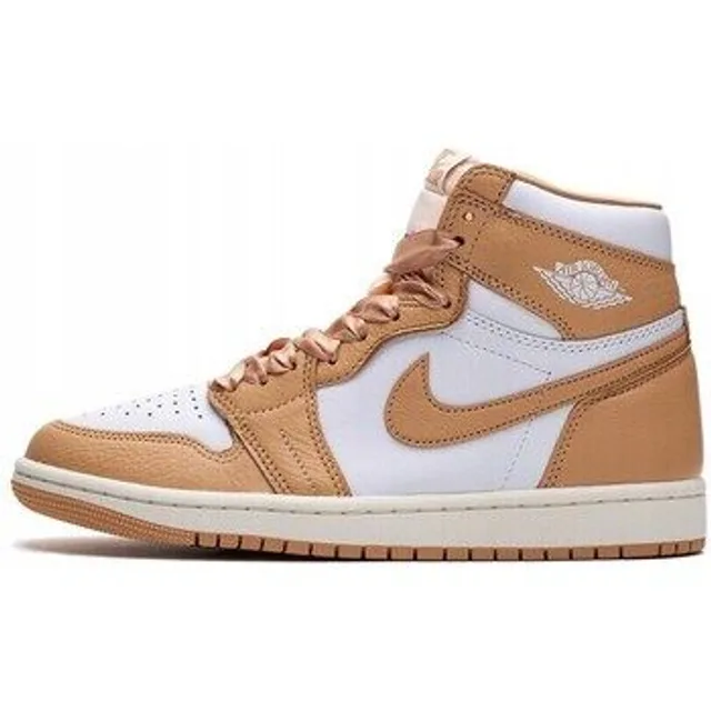 Baskets montantes Nike Chaussures Air Jordan 1 Retro High Og Praline