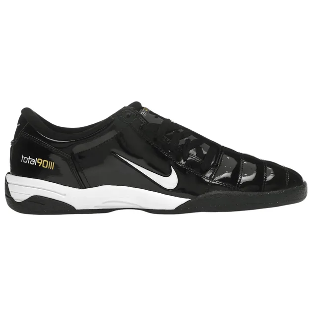 Nike Total 90 Black & White