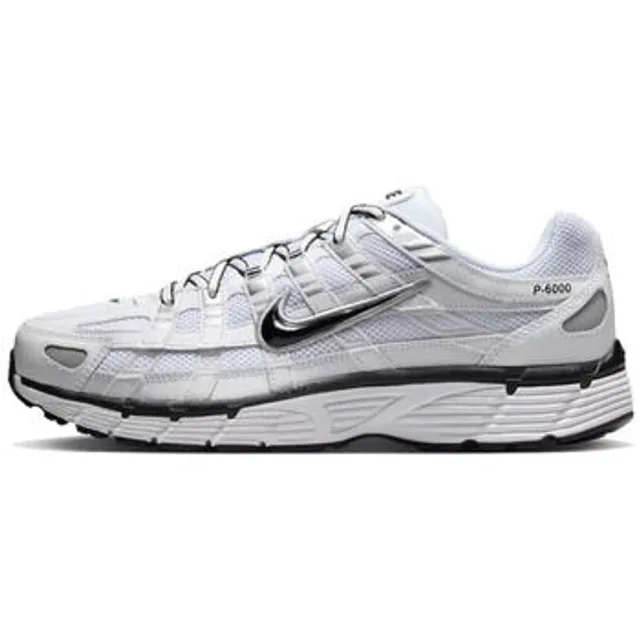 Baskets basses Nike P-6000