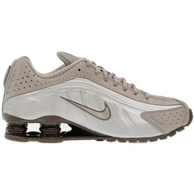Baskets basses Nike Shox R4