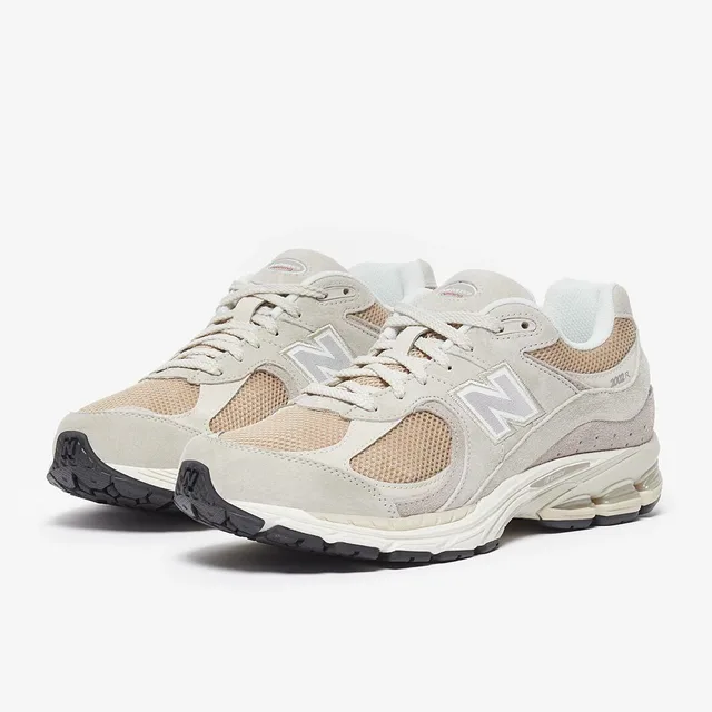 New Balance 2002R