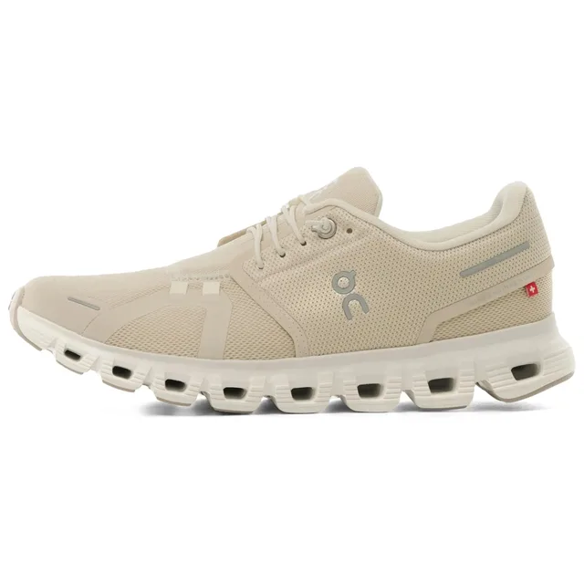 On Cloud 6 Women pearl/white