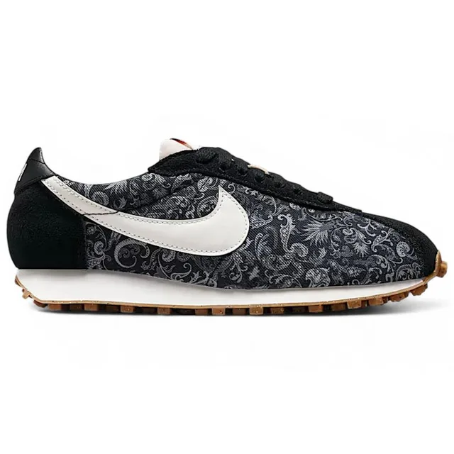 Baskets basses Nike Baskets Baskets femmes Élégantes Basse daim et textile