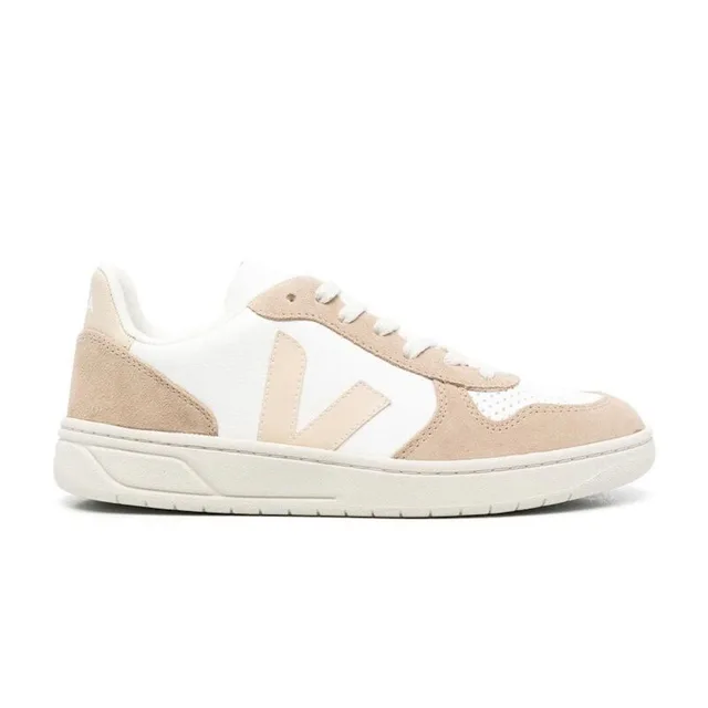 Veja V-10 Chromefree Leather White Sable Sahara